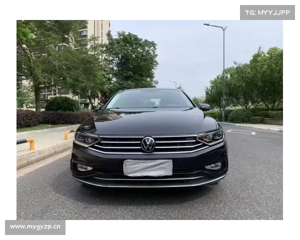 全新一代迈腾已到店，B级标杆车又回来了！